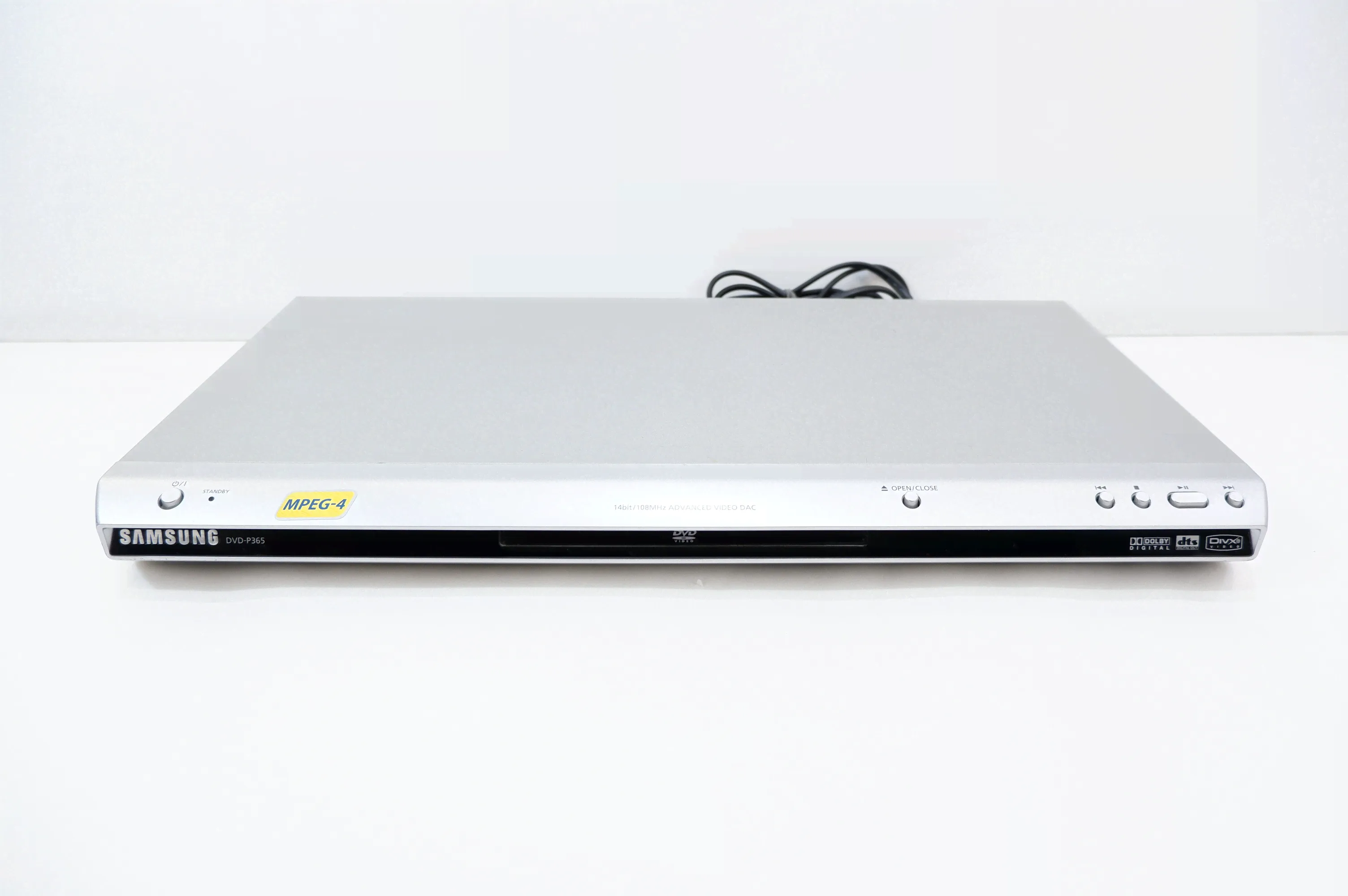 DVD-плеер Samsung DVD-P365-1
