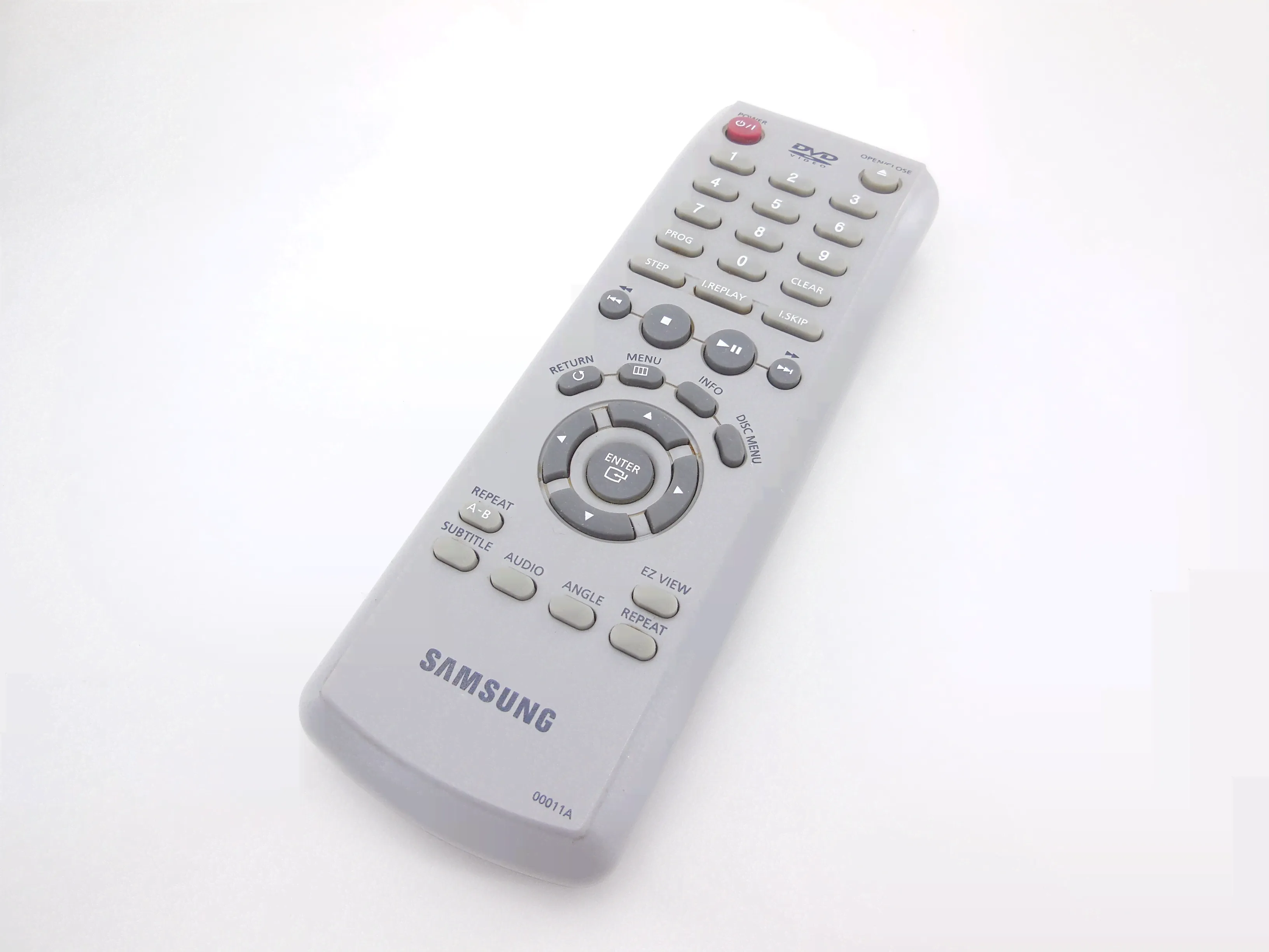 DVD-плеер Samsung DVD-E135-4