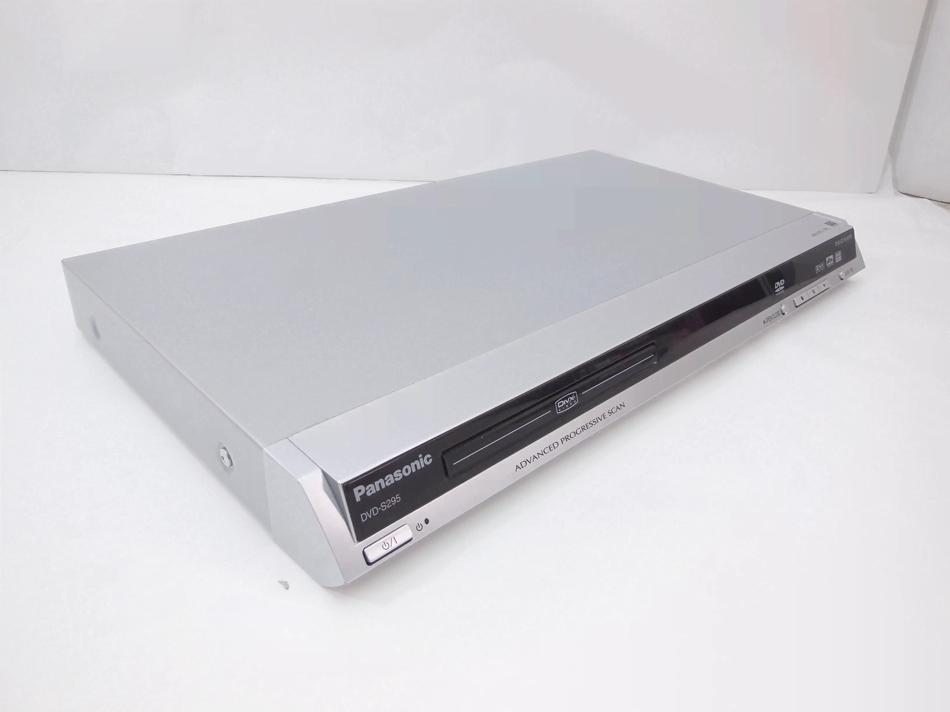 DVD-плеер Panasonic DVD-S295-0