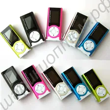 MP3 плеер с дисплеем, динамиком и фонариком