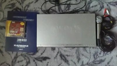 DVD-плеер + караоке Samsung DVD-K100