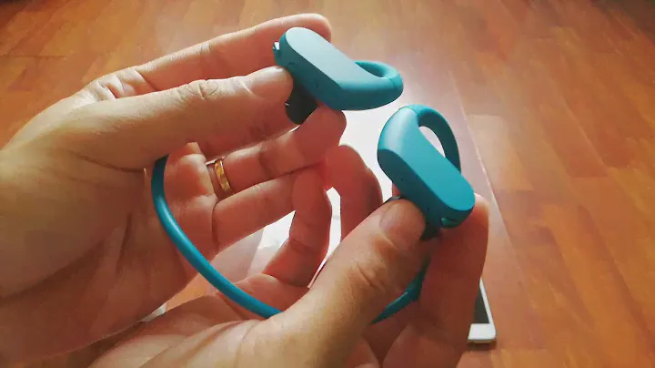 Unboxing Sony WS623 Emerald Bluetooth + MP3 Player